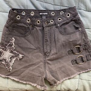 Hot Topic Distressed Denim shorts SIZE 7